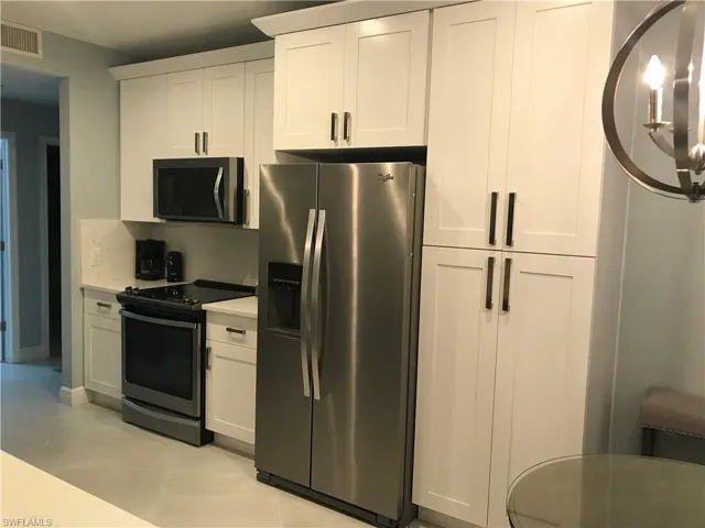 11021 Gulf Reflections Dr 101, Fort Myers, Florida 33908
