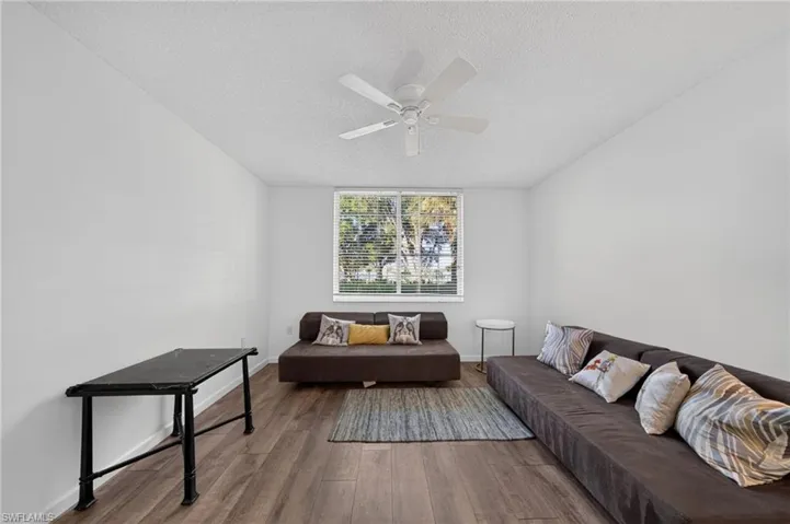 1180 Wildwood Lakes Blvd 106, Naples, Florida 34104