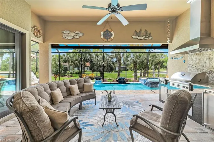 8890 Spotted Towhee Dr, Naples, Florida 34120