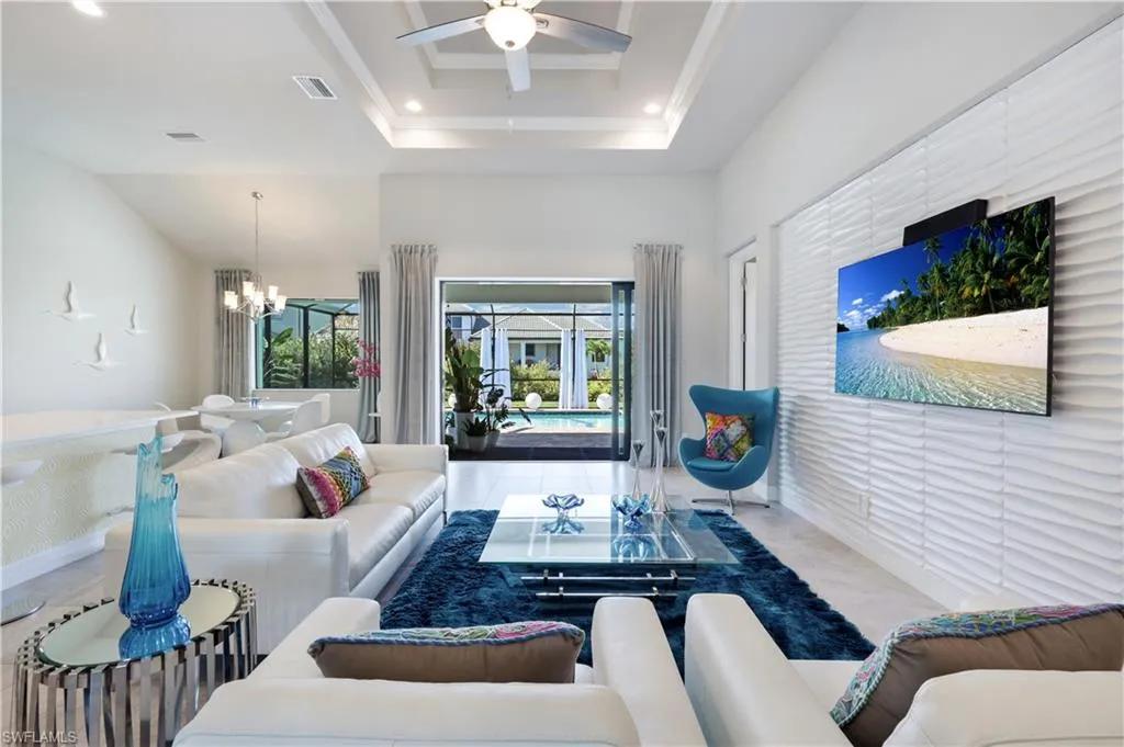 2214 Cape Coral PKWY, Cape Coral, FL 33914,224089609