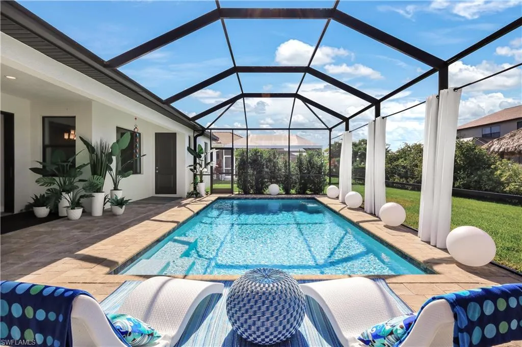 2214 Cape Coral PKWY, Cape Coral, FL 33914,224089609
