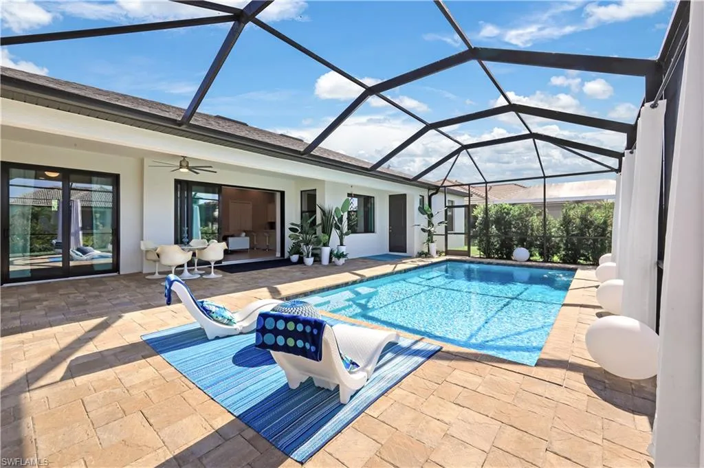 2214 Cape Coral PKWY, Cape Coral, FL 33914,224089609
