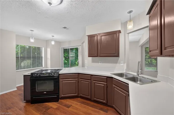 17565 Lee Rd, Fort Myers, Florida 33967