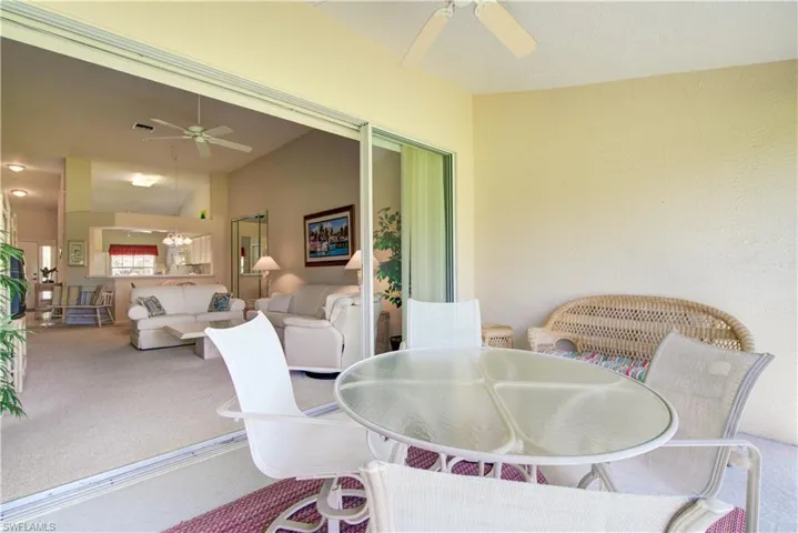 1970 Willow Bend Cir 204, Naples, Florida 34109