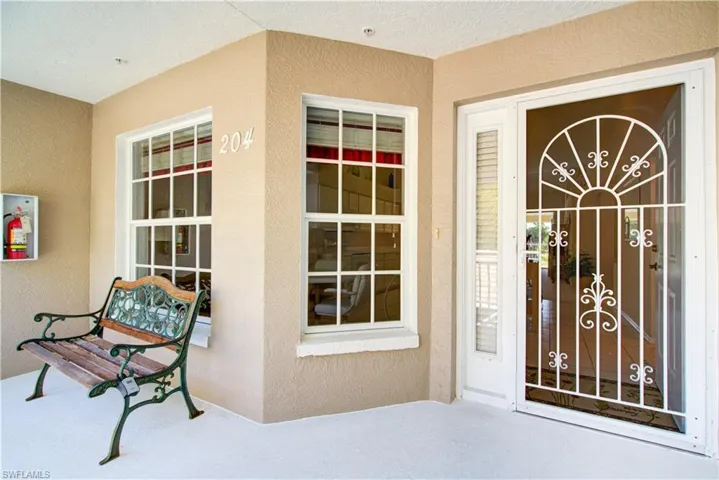 1970 Willow Bend Cir 204, Naples, Florida 34109
