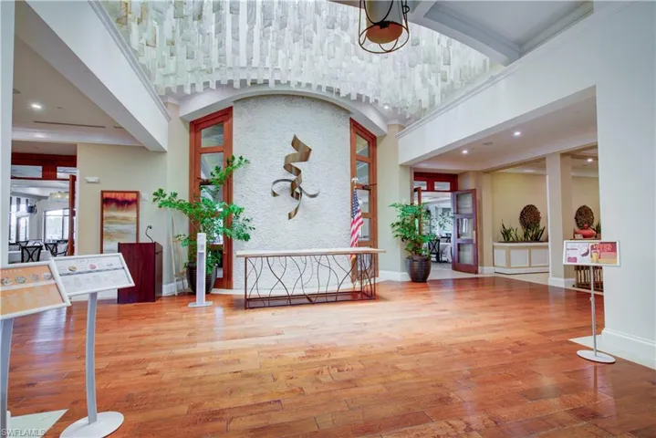 1970 Willow Bend Cir 204, Naples, Florida 34109