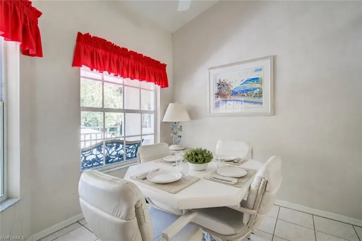 1970 Willow Bend Cir 204, Naples, Florida 34109