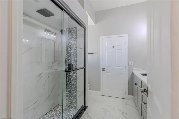 2nd bathroom