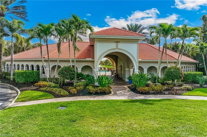 12815 Carrington Cir 2, Naples, Florida 34105