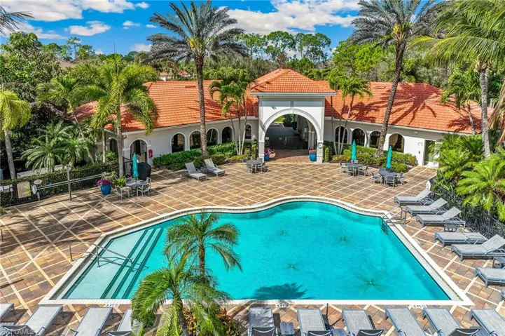 12815 Carrington Cir 2, Naples, Florida 34105