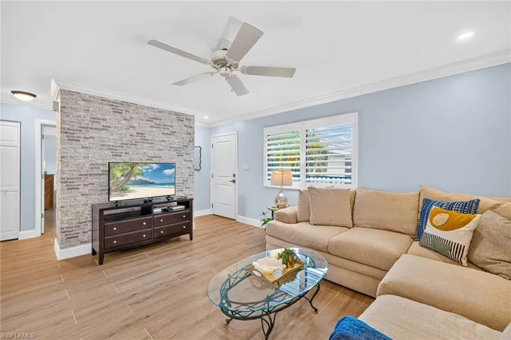788 Park Shore Dr D36, Naples, Florida 34103