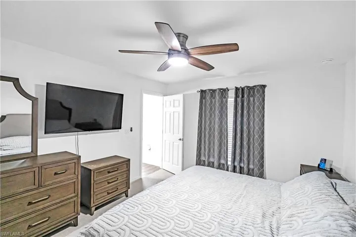 1307 Sw 13th Ter, Cape Coral, Florida 33991