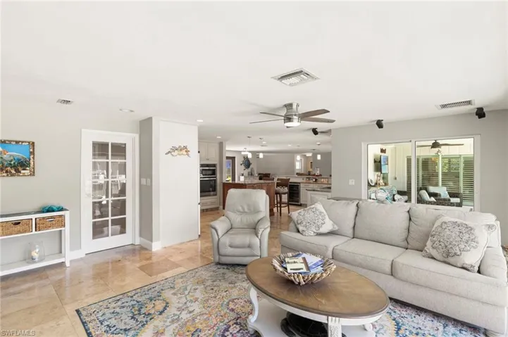 1784 Wavecrest Ct, Marco Island, Florida 34145