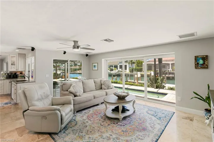 1784 Wavecrest Ct, Marco Island, Florida 34145