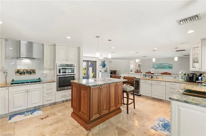 1784 Wavecrest Ct, Marco Island, Florida 34145