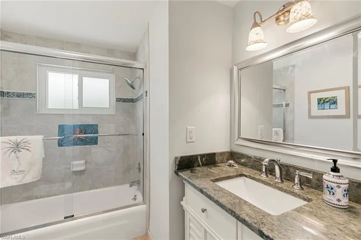 1784 Wavecrest Ct, Marco Island, Florida 34145