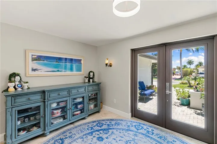 1784 Wavecrest Ct, Marco Island, Florida 34145