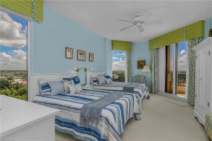 8787 Bay Colony Dr 906, Naples, Florida 34108