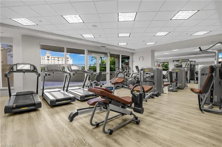 8787 Bay Colony Dr 906, Naples, Florida 34108