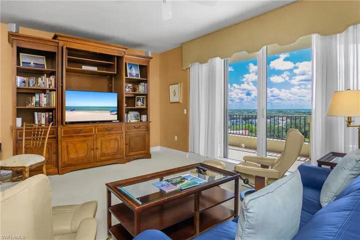 8787 Bay Colony Dr 906, Naples, Florida 34108