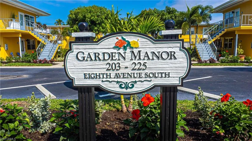Garen Manor Yes a ropical garden at a fraction of the cost in a multi million dollar location....... midollar location at a fractionof the cost