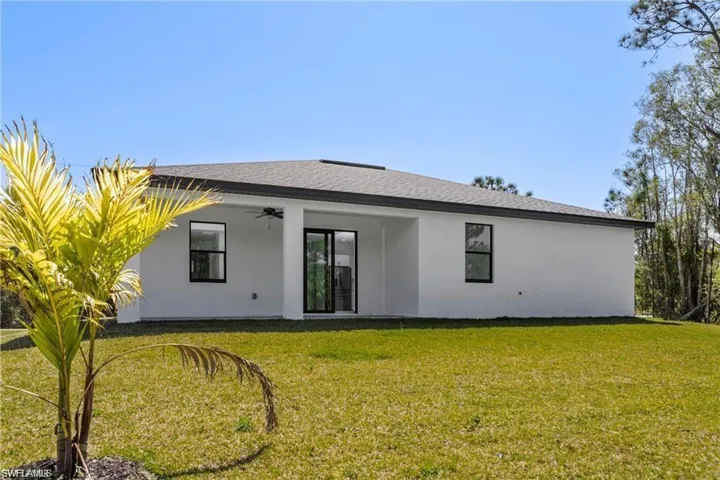821 Newell St E 821, Lehigh Acres, Florida 33974