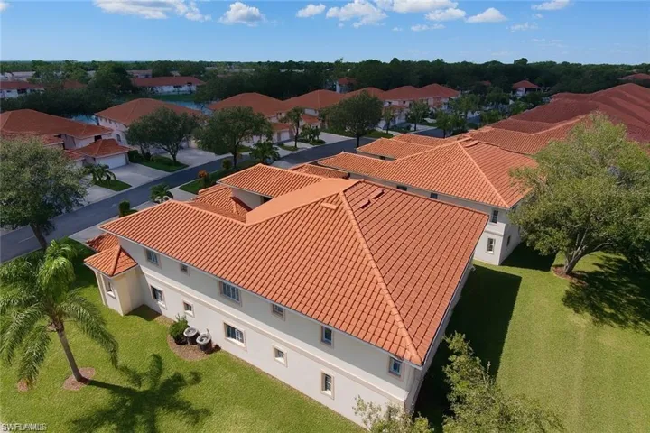 700 Luisa Ln 2, Naples, Florida 34104