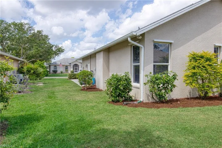 17261  Trappers  DR, Fort Myers, FL 33967
