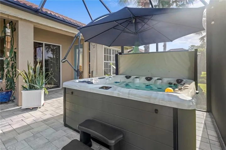 5589  Whispering Willow  WAY, Fort Myers, FL 33908