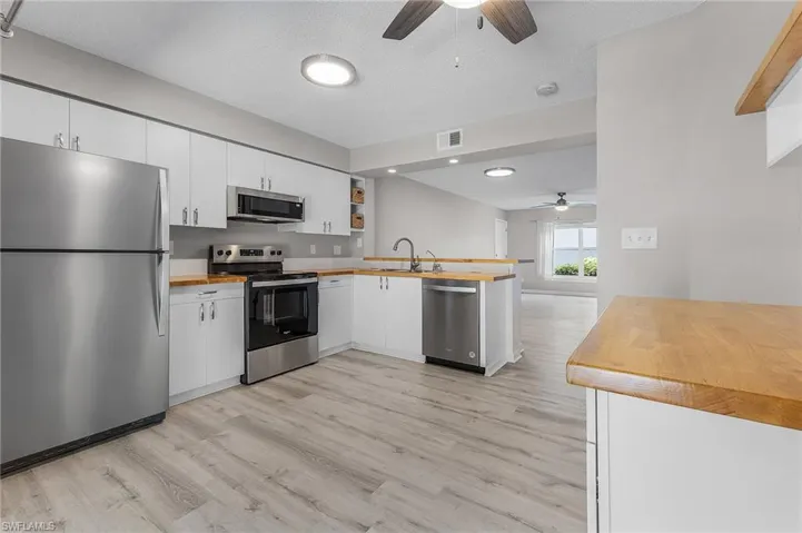 251  Quail Forest  BLVD, Naples, FL 34105