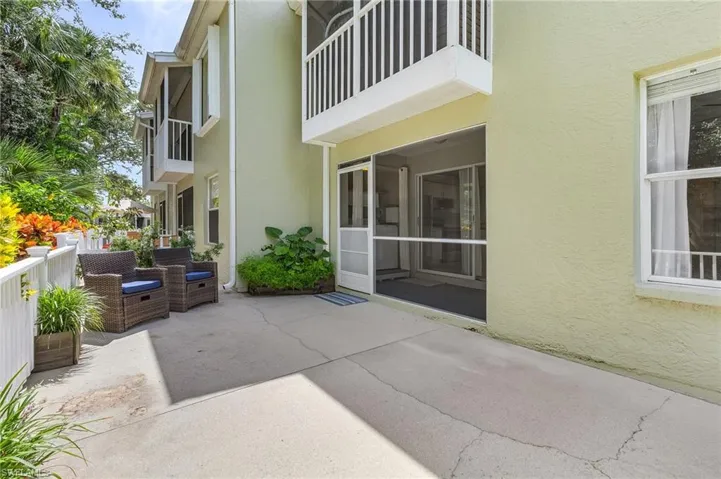 251  Quail Forest  BLVD, Naples, FL 34105
