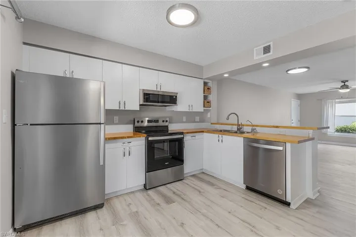 251  Quail Forest  BLVD, Naples, FL 34105