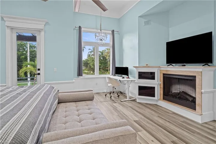 646 111th Ave N, Naples, Florida 34108