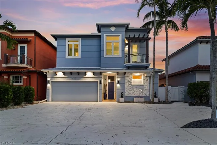646 111th Ave N, Naples, Florida 34108