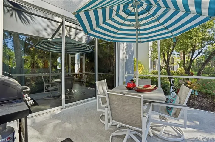 15671 Marcello Cir 124, Naples, Florida 34110