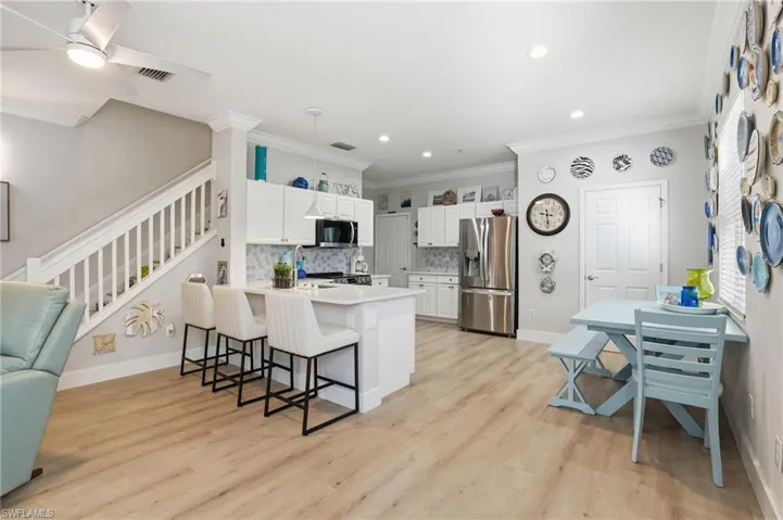 15671 Marcello Cir 124, Naples, Florida 34110