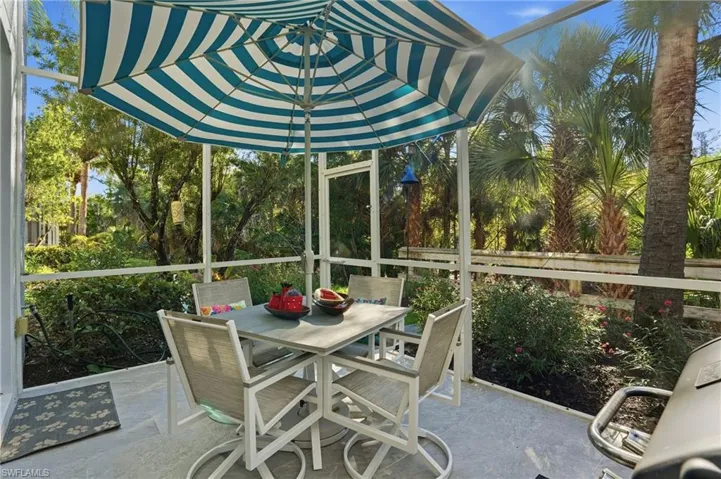 15671 Marcello Cir 124, Naples, Florida 34110