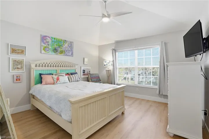 15671 Marcello Cir 124, Naples, Florida 34110
