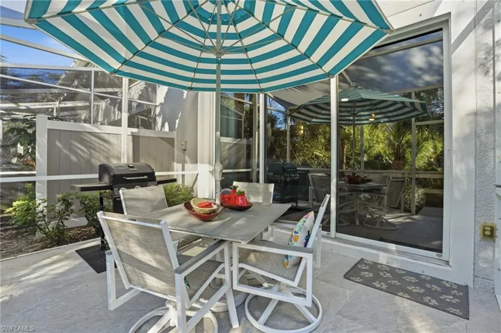 15671 Marcello Cir 124, Naples, Florida 34110
