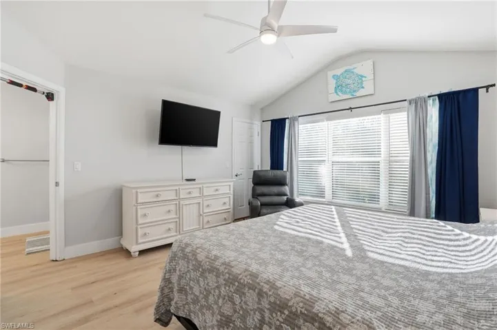 15671 Marcello Cir 124, Naples, Florida 34110