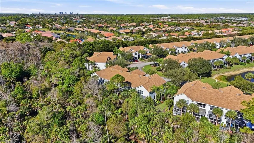 15671 Marcello Cir 124, Naples, Florida 34110