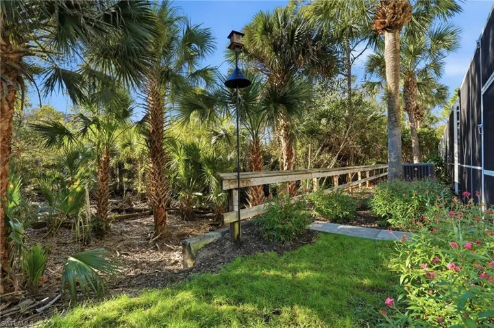 15671 Marcello Cir 124, Naples, Florida 34110
