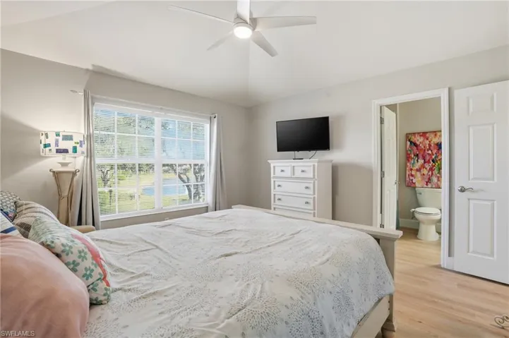 15671 Marcello Cir 124, Naples, Florida 34110
