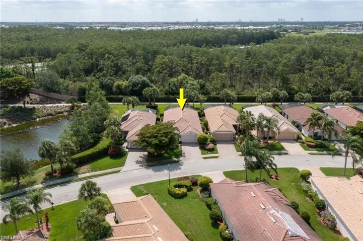 10074 Oakhurst Way, Fort Myers, Florida 33913