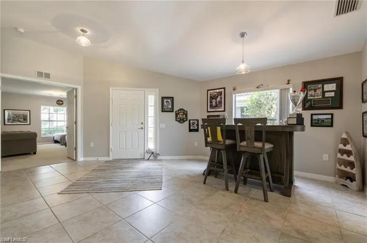 10074 Oakhurst Way, Fort Myers, Florida 33913