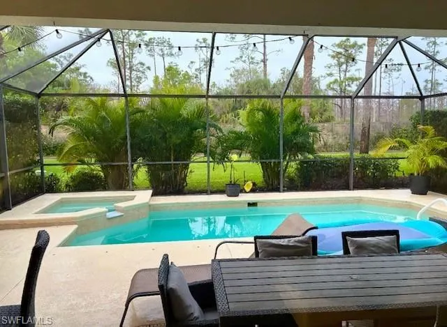 10074 Oakhurst Way, Fort Myers, Florida 33913