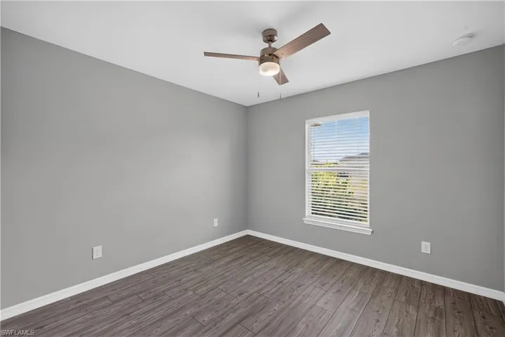 204 28th Ter, Cape Coral, Florida 33993