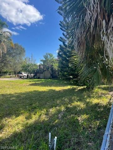 5340  Myrtle  LN, NAPLES, FL 34113