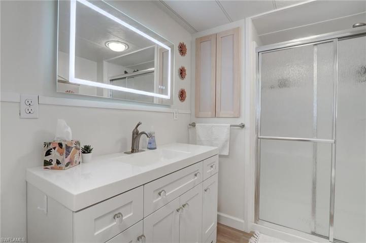 114  Jasmine  LN, Naples, FL 34114