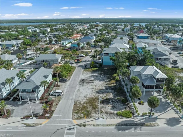 100 Washington Ave, Fort Myers Beach, Florida 33931